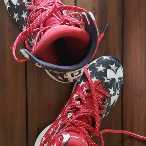 Under Armour Youth/Boys Football Cleats size 2